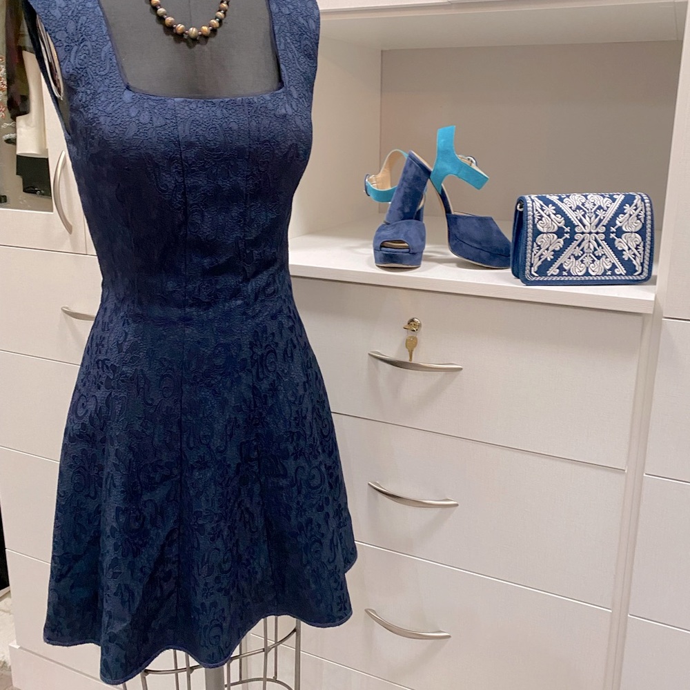 lace mini dress